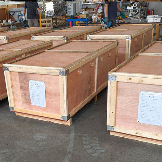 High Power Rotary Magnetic Separator 99% Tingkat Penghapusan Logam Peralatan Daur Ulang Bijih / Scrap / Kaca.